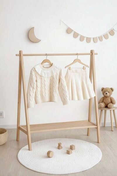 Bebe yaka etekli triko takım krem