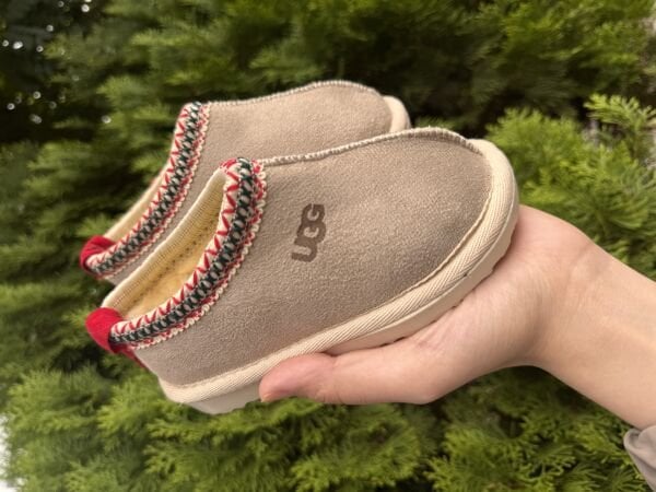 Orj Tüylü Ayakkabı