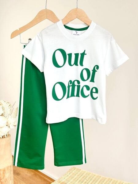 Out of office Unisex Takım