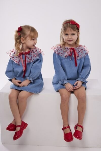 Yaka detaylı denim elbise