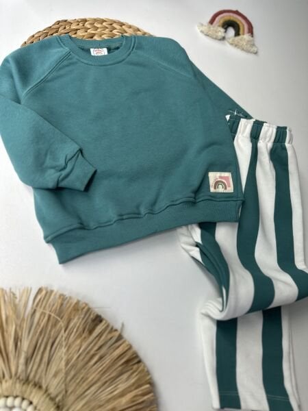 Basic çizgili takım