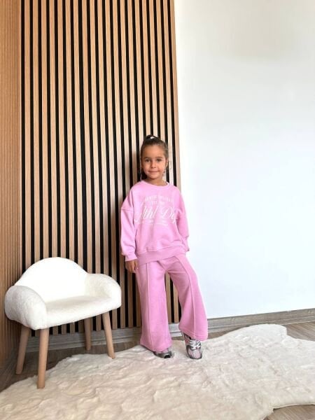 Basic pembe takım