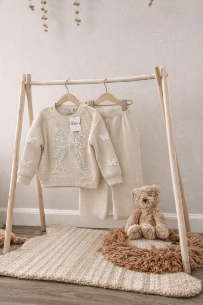 Kurdele detaylı triko takım