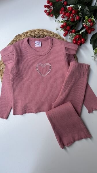 Kaşkorse kalpli takım