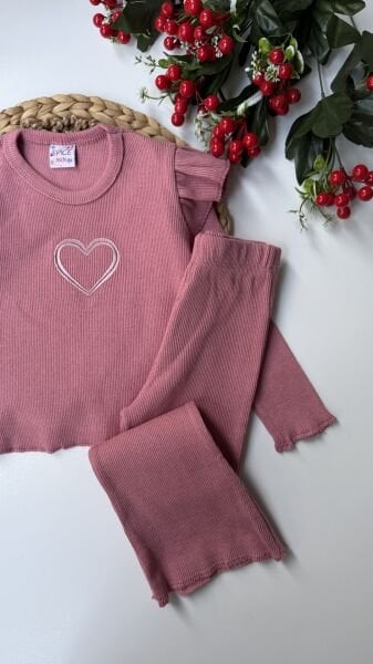 Kaşkorse kalpli takım