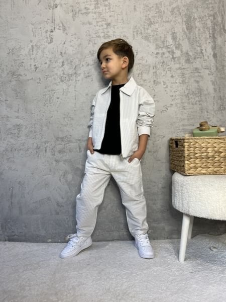 Özel seri çizgili takım